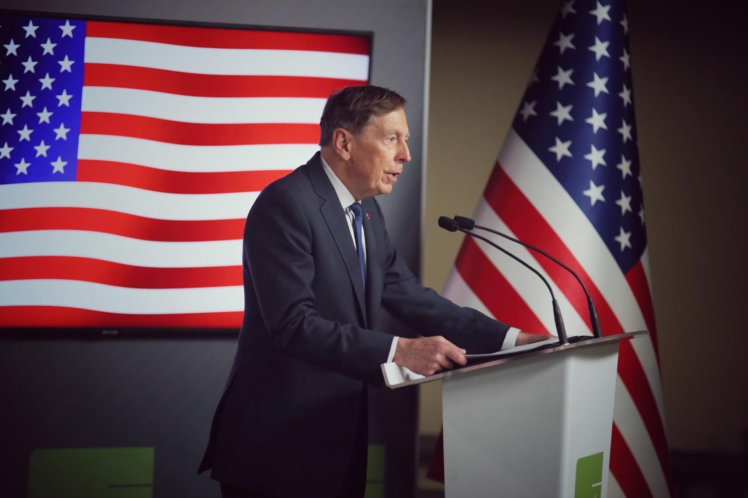 петреус 4.jpeg